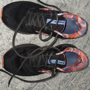 Brooks Black Running Shoes with Coral and Light Blue Accent Collar
